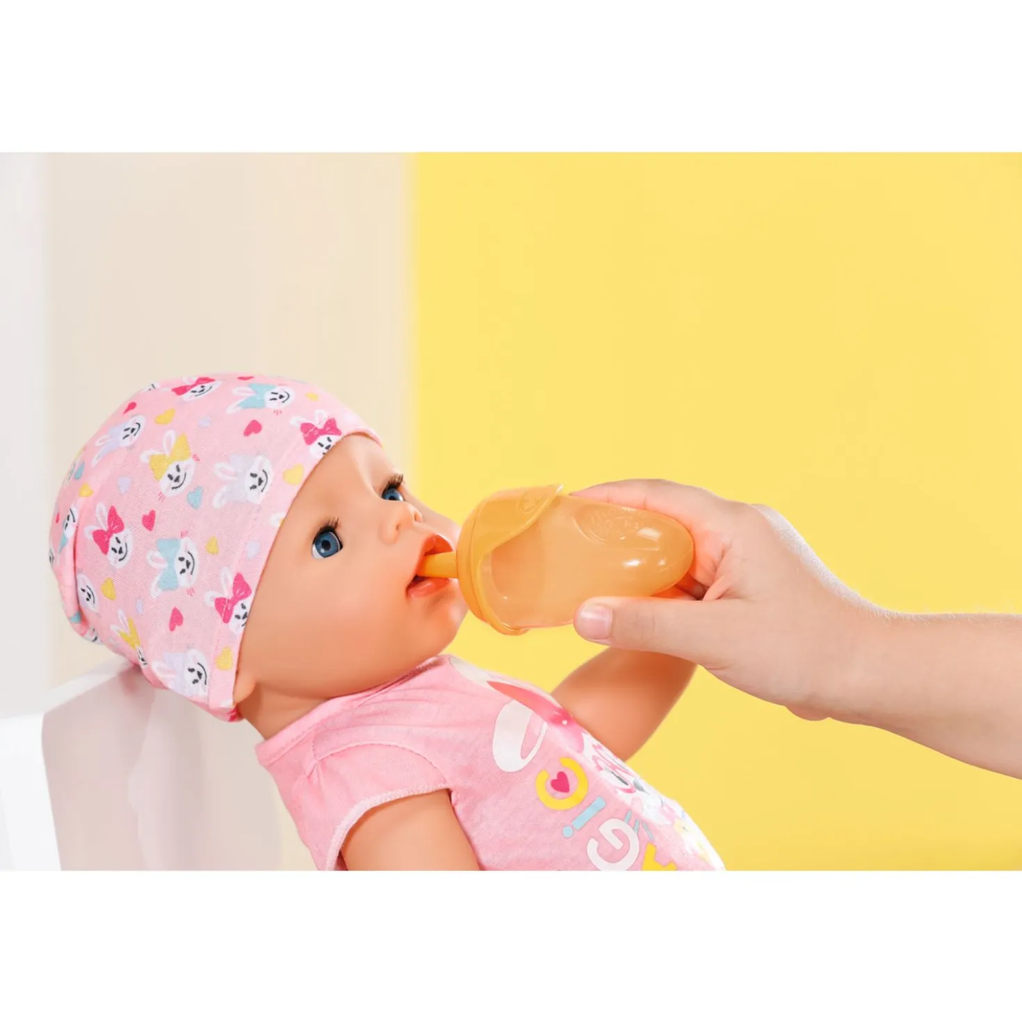 Baby Born Bottle With Cap 43cm Assorti