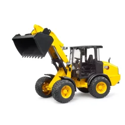 Bruder shovel Cat