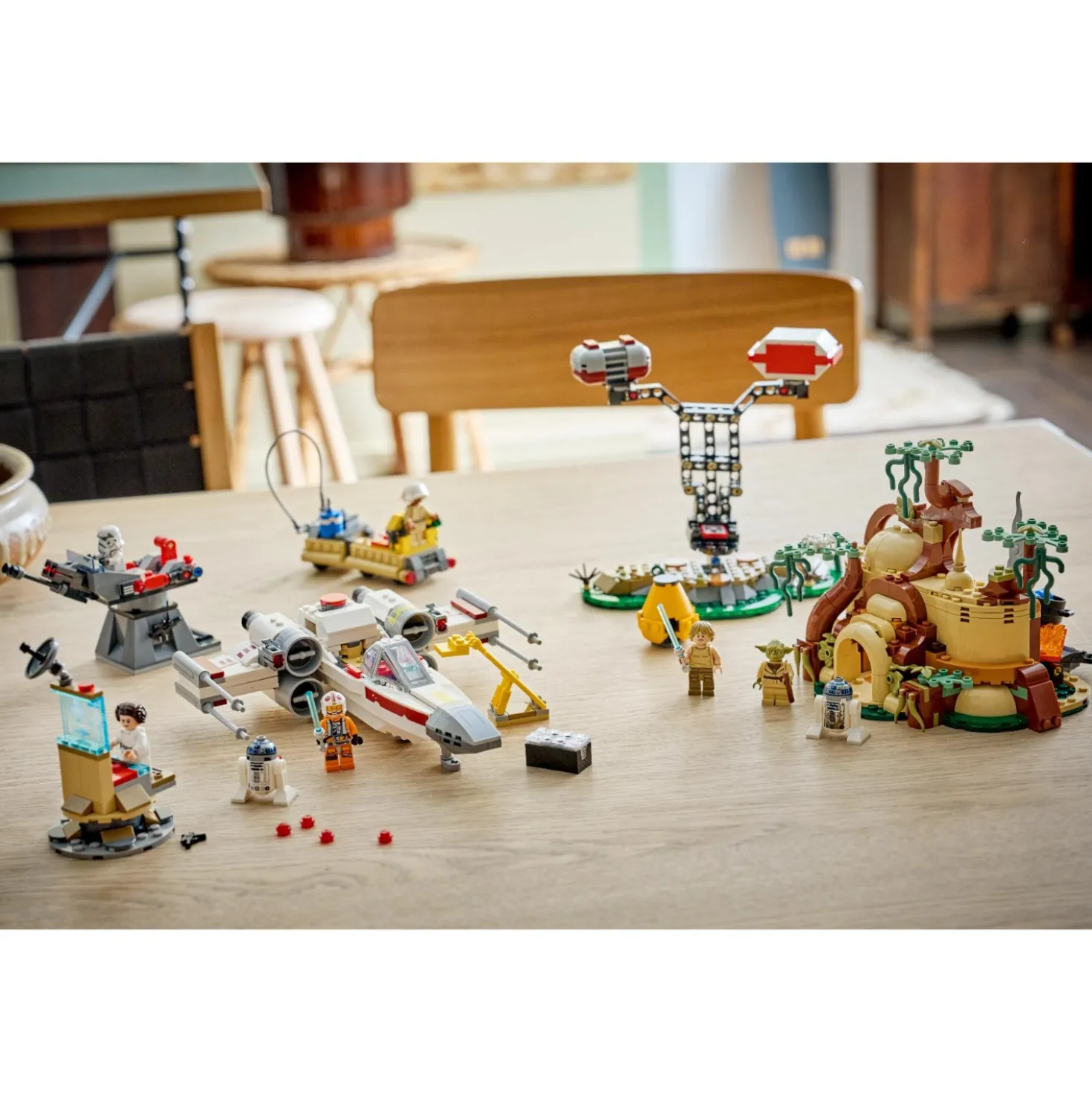 LEGO Star Wars Smart Play 75423 Lukes Red Five X-Wing