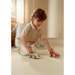 Little Dutch pullback racewagens met pegdoll fsc