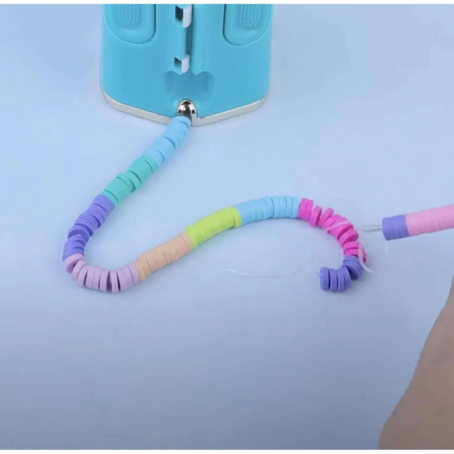 Make it real Swift Clicks Deluxe Bracelet Studio