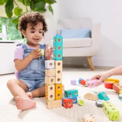 Melissa & Doug Blockables Town Play Set (73pc)