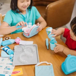 Melissa & Doug Super Smile Dentist Kit Play Set