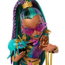 Monster High student nefera pop