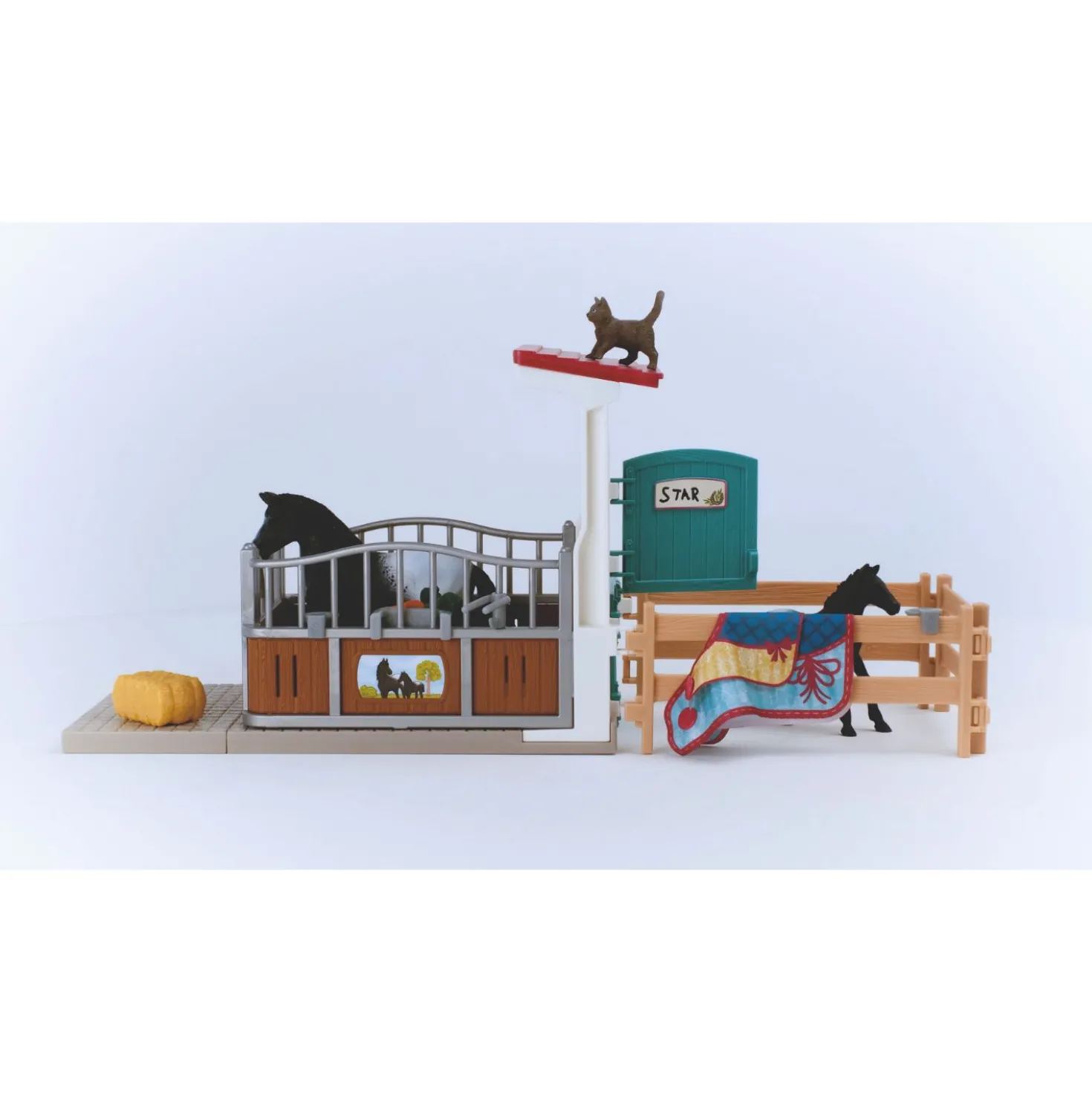 Schleich 42611 Horse Box with mare and foal