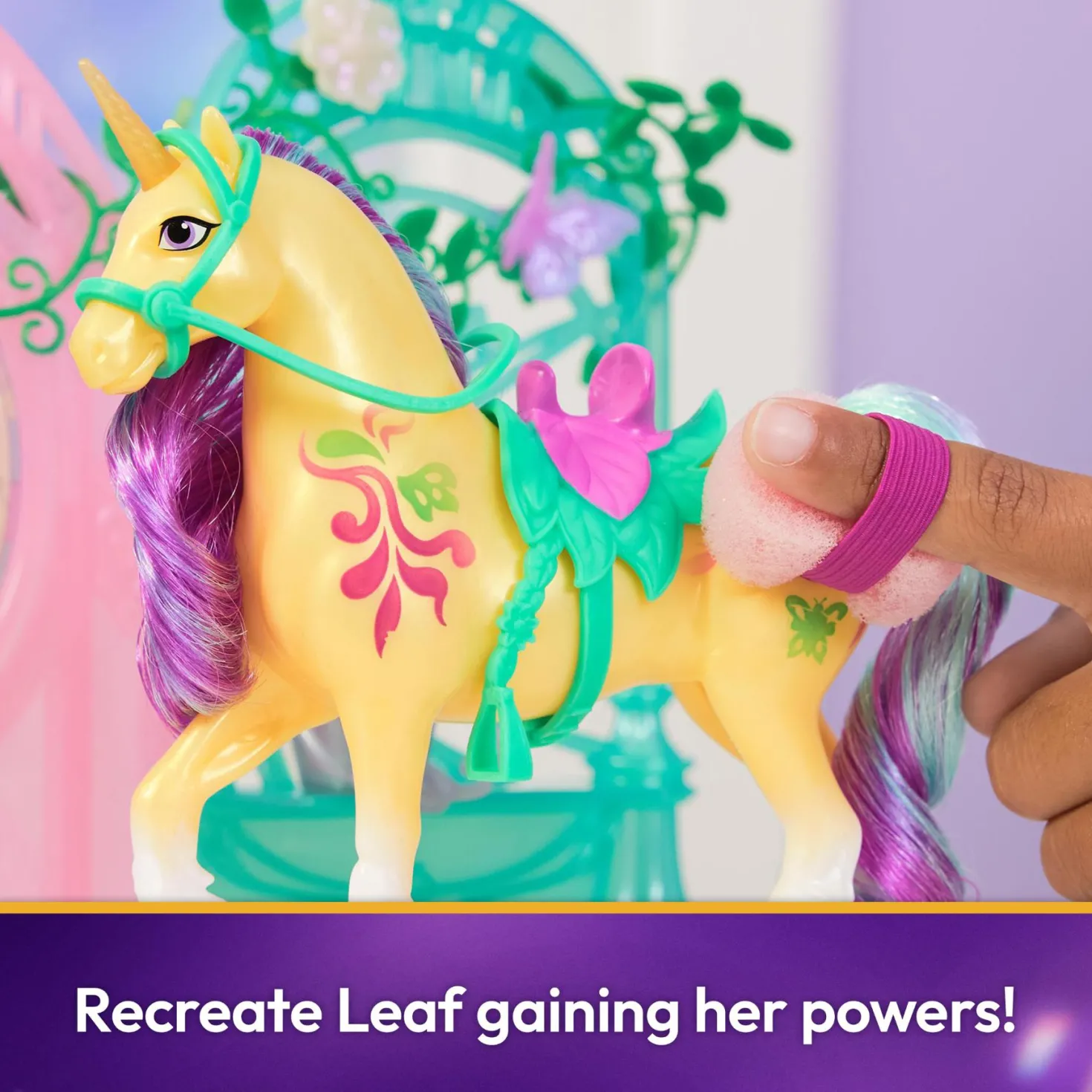 Unicorn Academy Pop Ava & Unicorn Leaf Stal Set